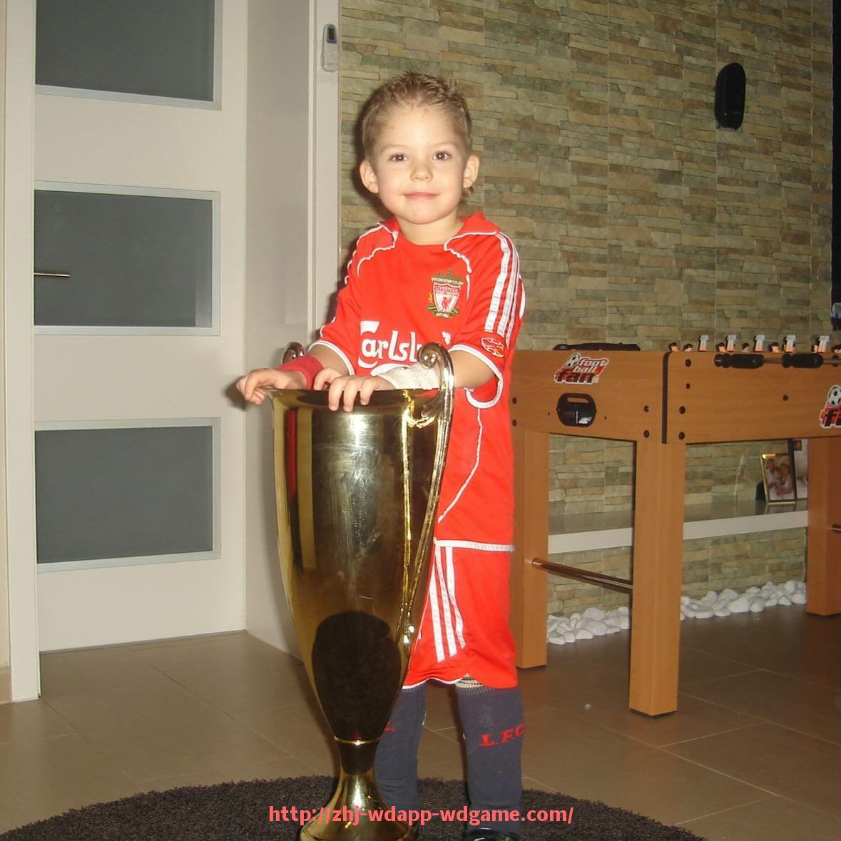 问鼎娱乐官网-24小时西甲直播网站推荐及赛事观看体验 问鼎娱乐官网-24小时西甲直播网站推荐及赛事观看体验